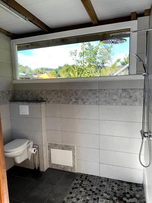 Kay Ti'Bambou - Agreable Maison Avec Piscine Sainte-Luce